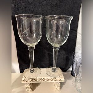 2 clear hand blown wine goblets. 18oz  9.75”H
